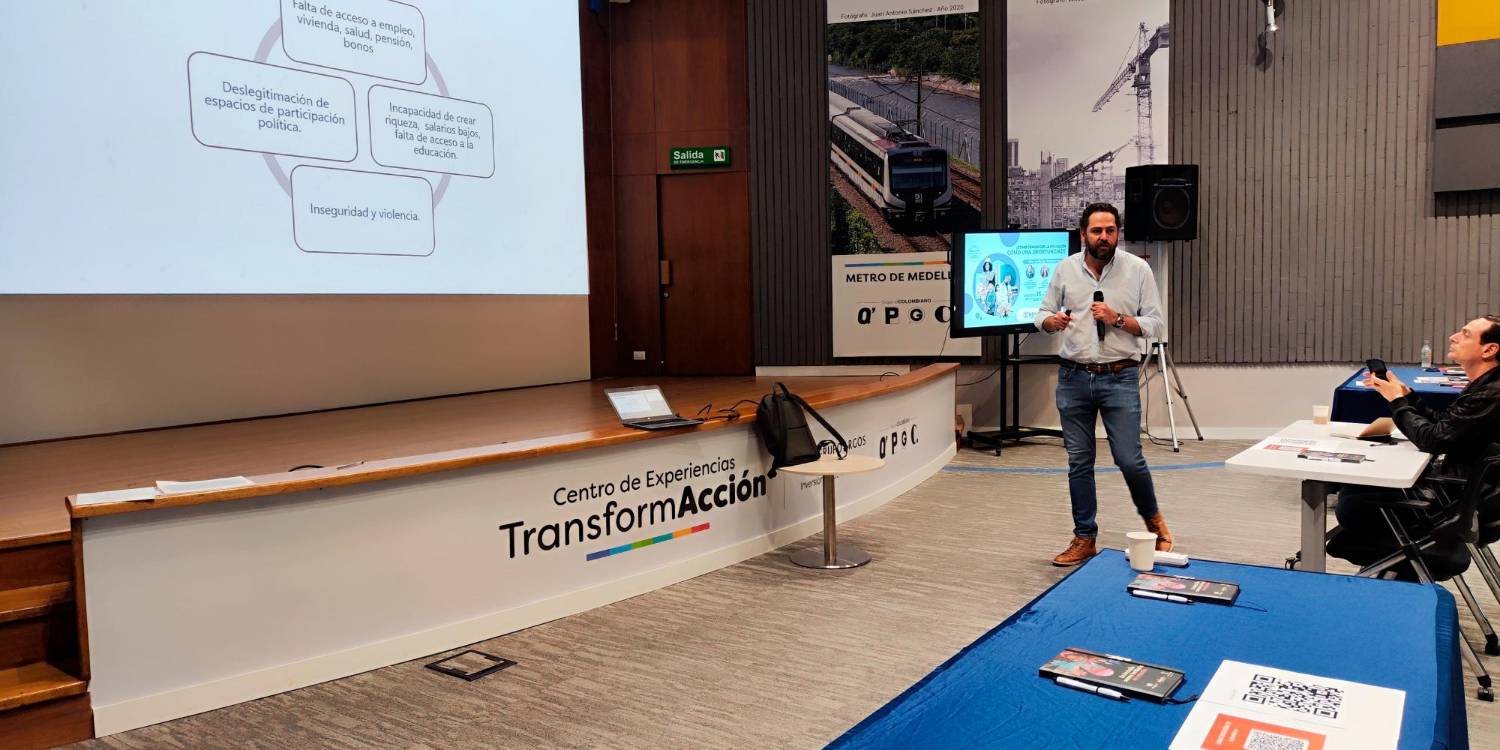 En el taller se habló de la historia y evolución de la migración venezolana en Colombia. / FOTO: ANA CRISTINA MARINO