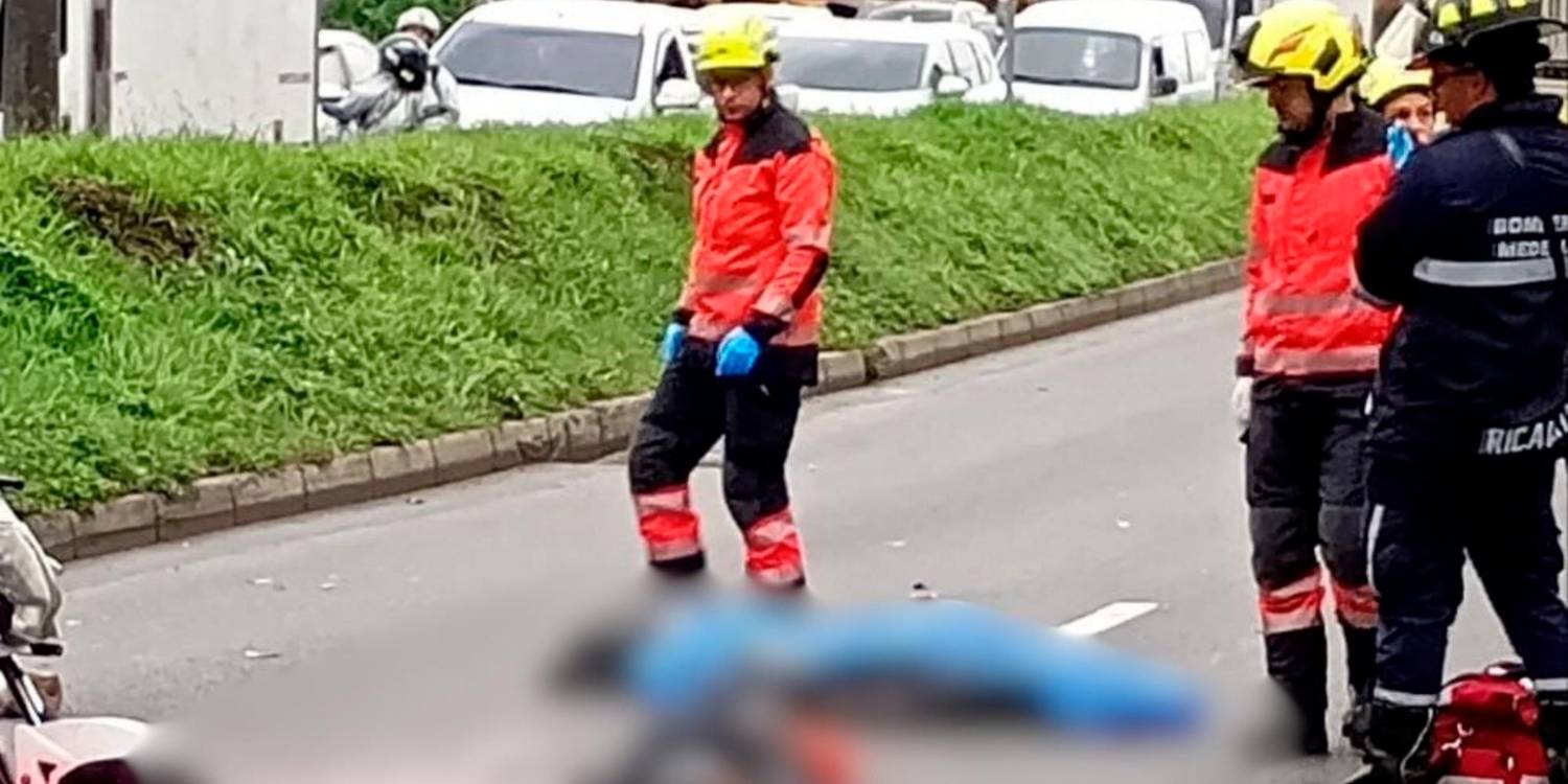 Las dos personas murieron luego de ser arrollados. / FOTO: DENUNCIAS ANTIOQUIA