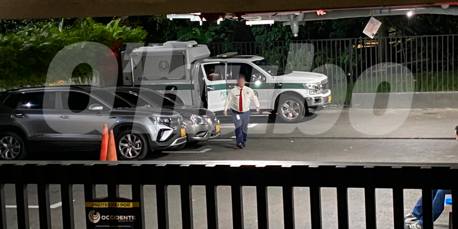 Agentes de la Sijín de la Policía se encargaron de las labores judiciales. /FOTO: ANDRÉS FELIPE OSORIO GARCÍA