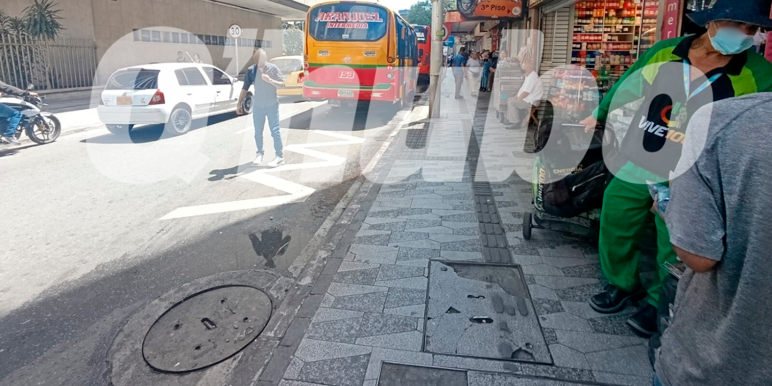 En este sector dormía el habitante de calle. <b><span class=mln_small-caps_mln>/FOTO: ALEJANDRA MORALES </span></b>