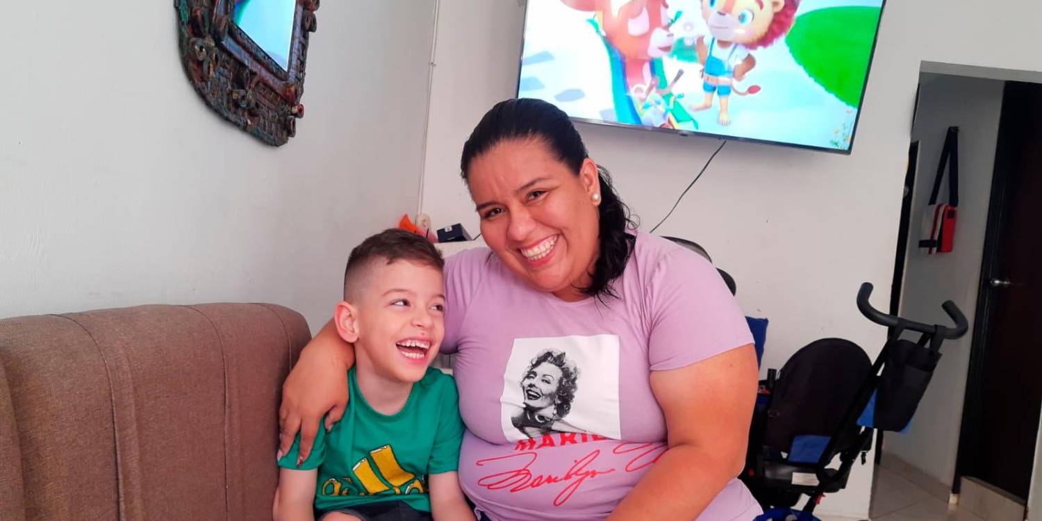 Laura Cruz, la madre de Emiliano, ha hecho un sin número de actividades para recoger fondos para su tratamiento. /FOTO: CORTESÍA