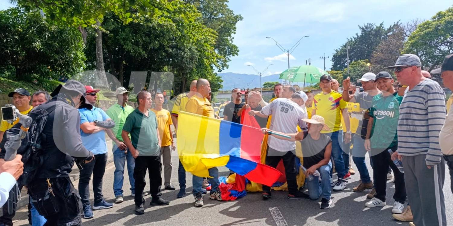 EN FOTOS: Monumental fue el trancón en la autopista Norte por manifestación de taxistas