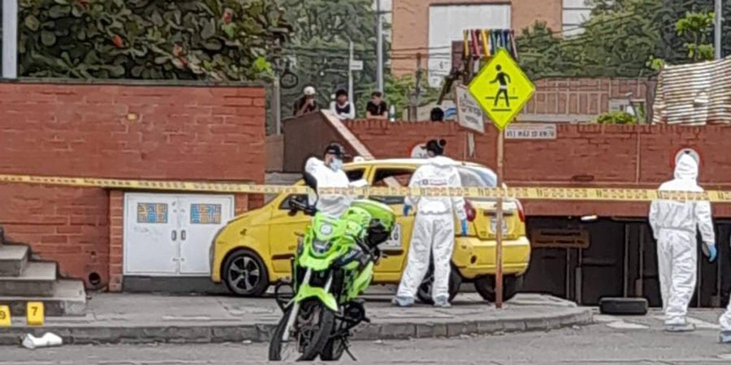 Asesinato de taxista en el barrio El Naranjal de Medellín. <b><span class=mln_small-caps_mln>/FOTO: DENUNCIAS ANTIOQUIA</span></b>