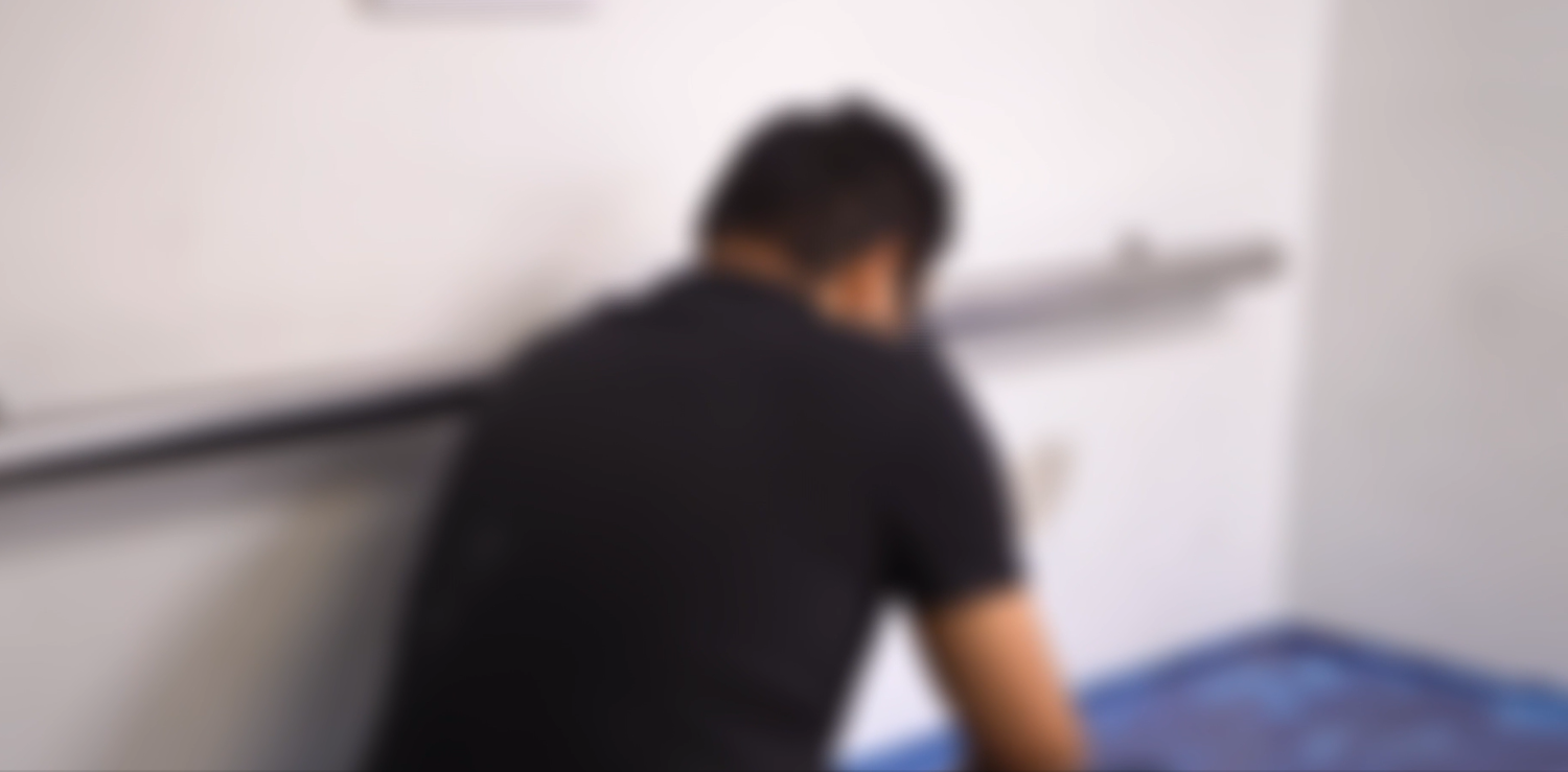 El señalado agresor está bajo custodia de las autoridades. FOTO: TOMA DE VIDEO - ALCALDÍA DE ITAGÜÍ