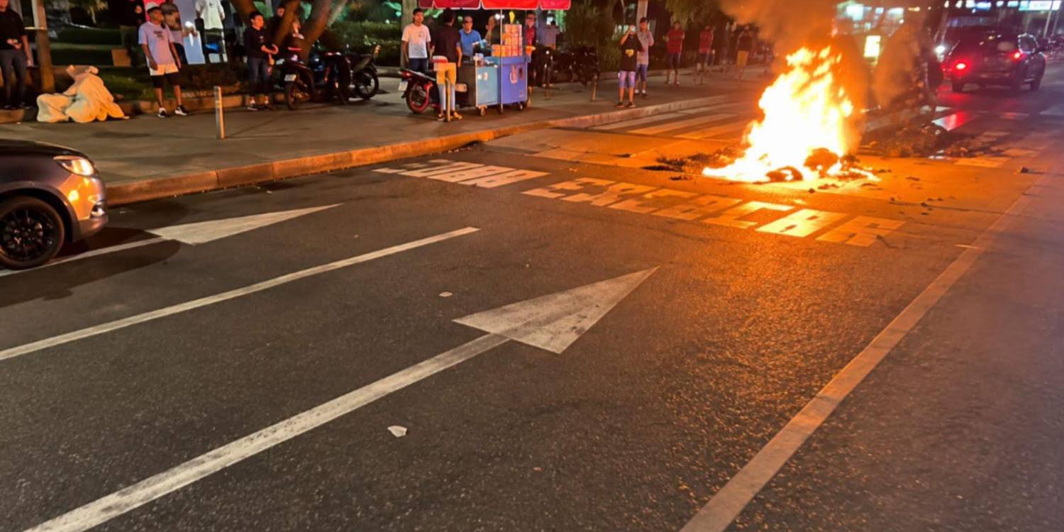 Moto que fue incinerada en La Milagrosa. FOTO: CORTESÍA