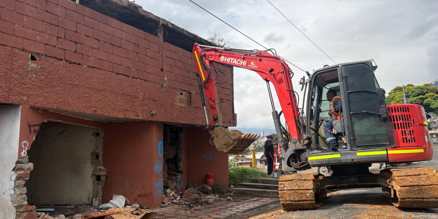 Incautan dos toneladas de marihuana que iban escondidas en un camión