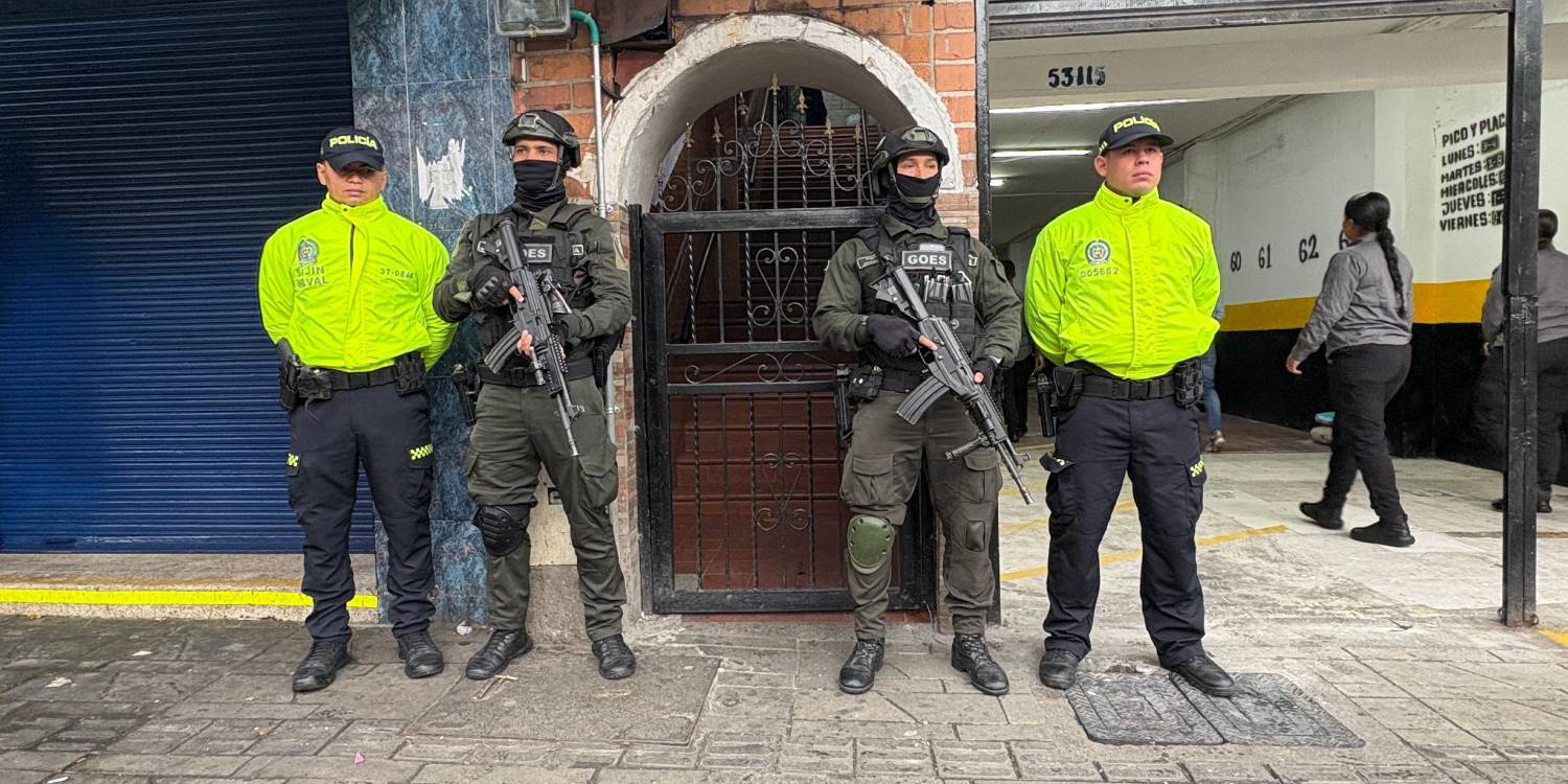 Intervención en el centro de Medellín. <b><span class=mln_small-caps_mln>/FOTO: POLICÍA METROPOLITANA DEL VALLE DE ABURRÁ</span></b>