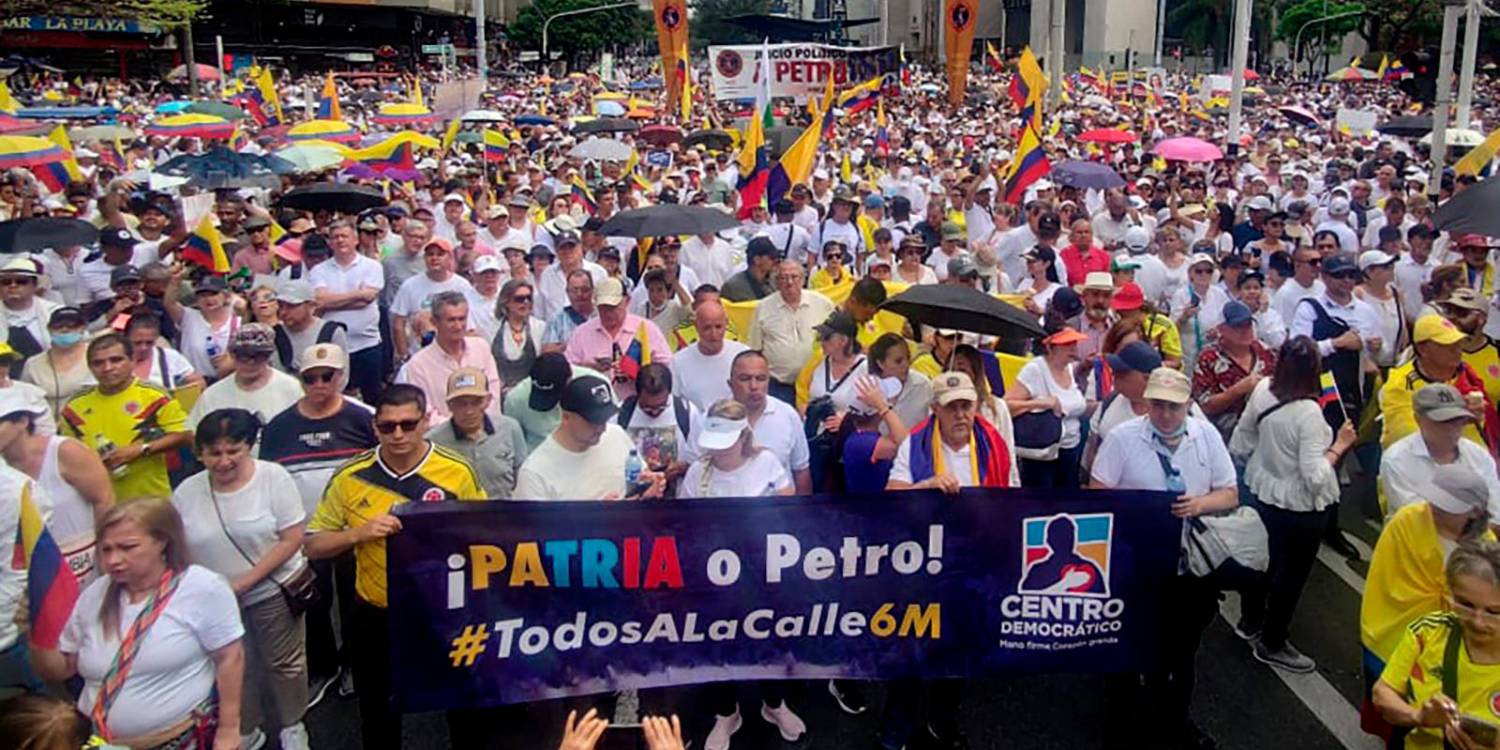 EN FOTOS: Marcha contra el Gobierno Petro se vivió sin alteraciones en Medellín