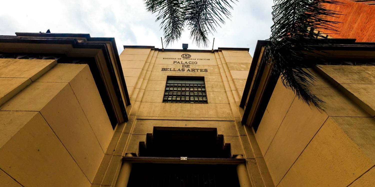 Ubicación: Cra. 42 # 52 – 33