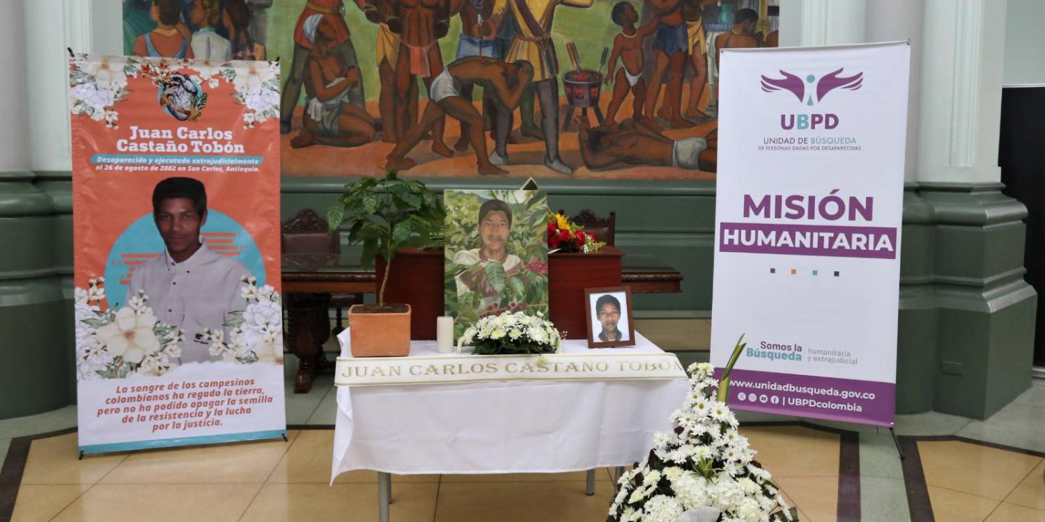 Entrega digna de Juan Carlos. FOTO: ANDRÉS CASTILLO - CORPORACIÓN JURÍDICA LIBERTAD