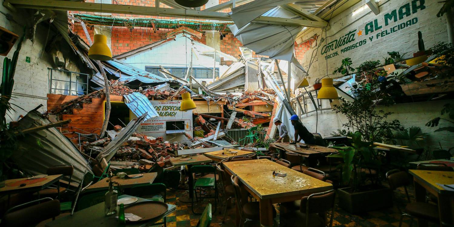 Así quedó por dentro el restaurante Con Vista al Mar, uno de los más afectados.
