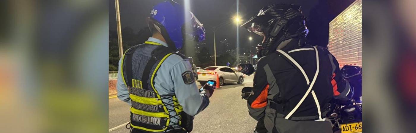 Los controles se realizan en puntos clave de la ciudad. FOTO: CORTESÍA ALCALDÍA DE MEDELLÍN