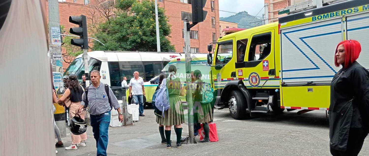 Accidente de tránsito Tranvía. /FOTO: CORTESÍA GUARDIANES ANTIOQUIA.
