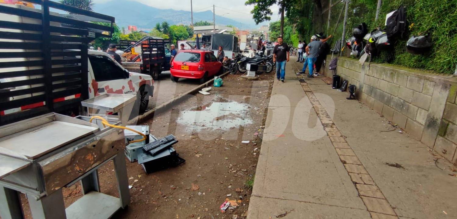En este lugar, calle 54 con la carrera 59, entre el Sena y los parqueaderos de La Minorista, fue asesinado Wilson Antonio. /FOTO: ANDRÉS GARCÍA HERNÁNDEZ