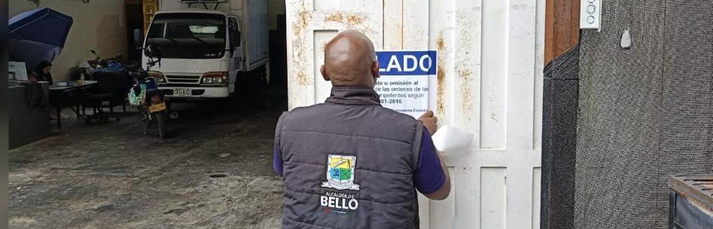 El lugar donde se estaba adelantando la actividad comercial fue sellado por las autoridades. FOTO: ALCALDÍA DE BELLO