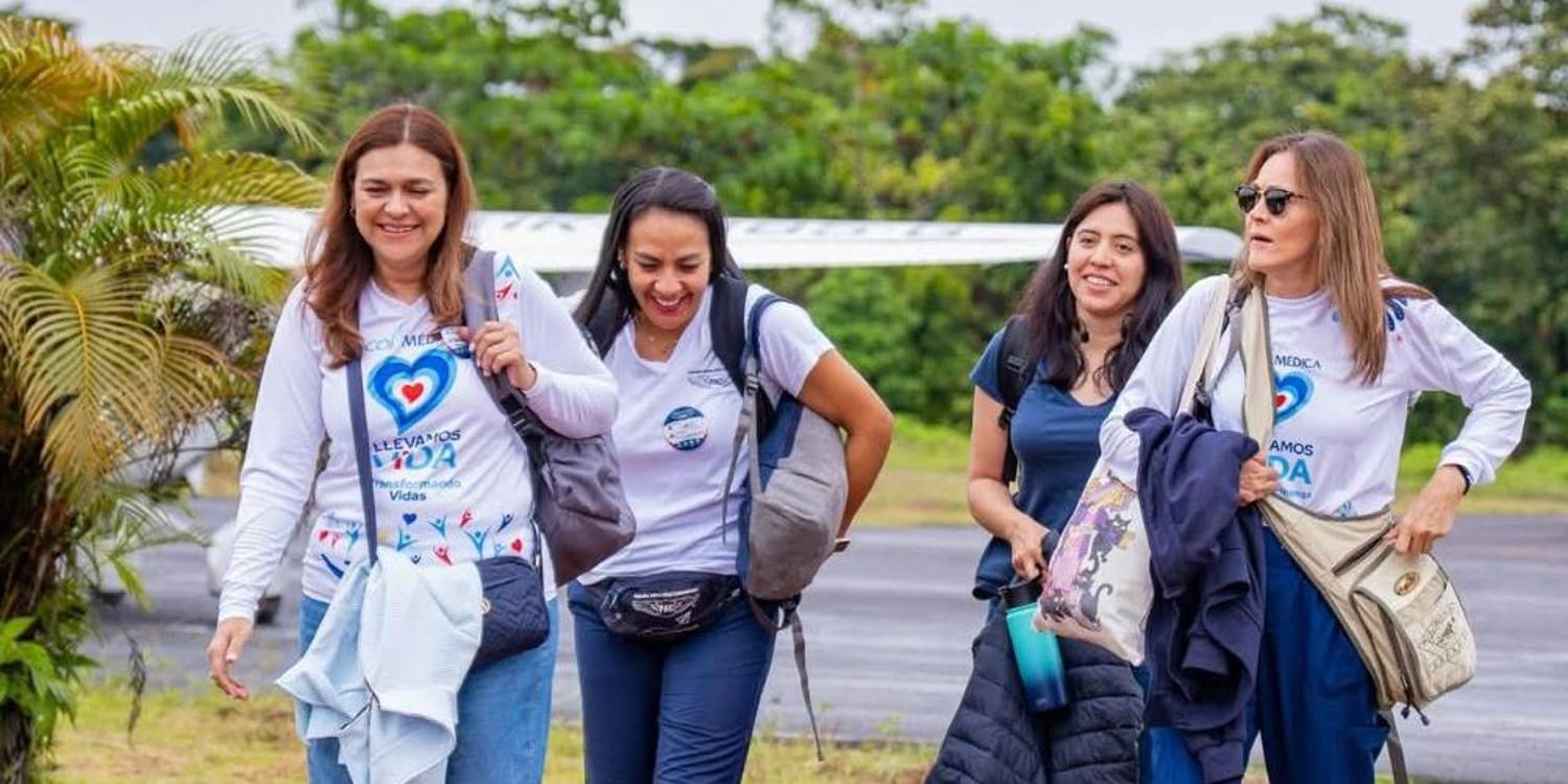 Ella eran las pasajeras de la avioneta. FOTO: ALCALDÍA DE CONDOTO