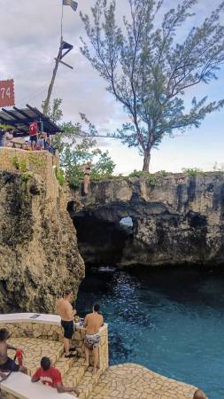 El renacer de Jamaica: resiliencia y magia tras un año del huracán