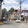En esta, la principal calle de Barrio Nuevo, fue donde, según vecinos, ocurrió la golpiza que recibió Ocampo Hernández. FOTO: LAURA ROSA JIMÉNEZ VALENCIA