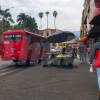 En esta acera de la calle 53, avenida de Greiff, con la carrera 53, Bolívar, frente a Plaza Botero, se desplomó la víctima tras ser apuñalada. FOTO: LAURA ROSA JIMÉNEZ VALENCIA