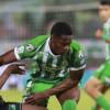 Néider Parra (der.) en una jugada contra Avilés Hurtado. FOTO: MANUEL SALDARRIAGA