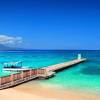 Muelle de Doctor’s Cave Beach Club<span class="mln_small-caps_mln"> en Montego Bay, Jamaica, famoso por sus aguas turquesas cristalinas. FOTO: WINGO</span>