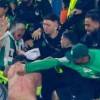 <span class="mln_uppercase_mln">Algunas</span><b><span class="mln_uppercase_mln"> de las riñas habrían ocurrido porque ‘pillaban’ hinchas del Junior en las tribunas. FOTO: TOMADA DE X @barrabrava_net</span></b>