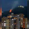 El incendio quedó registrado en fotos y videos capturados por ciudadanos desde varios puntos de la ciudad. FOTO: CHISME FRESCO PAISA