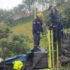 Bomberos de Itagüí atendieron el caso del polizón. FOTO: CORTESÍA