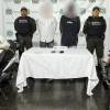 Los dos jóvenes que fueron capturados por el Gaula. FOTO: POLICÍA METROPOLITANA DEL VALLE DE ABURRÁ