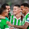 Los verdes volvieron a celebrar, como lo hacen en la imagen (de izquierda a derecha): Andrés Sarmiento , Edwin Cardona, James Rodríguez y César Haydar. FOTO: MANUEL SALDARRIAGA.