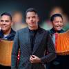De izquierda a derecha: Samir Vence Romero, el acordeonero; Israel David Romero, el vocalista; y el Pollo Isra, director y acordeonero fundador. CORTESÍA
