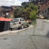 En esta calle del barrio Aures 2 habrían baleado a Branderley Vergara Alcaraz. FOTO: LAURA ROSA JIMÉNEZ 