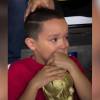 Niño de Uzbekistán llora desconsolado tras perder contra Colombia. FOTO: TOMADA DE INSTAGRAM KIENYKE