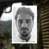 Grupo guerrillero Farc-ep (fondo) se pronuncia sobre asesinato de Mateo Pérez (detalle). FOTOS: AFP (FONDO) Y FUNDACIÓN PARA LA LIBERTAD DE PRENSA - FLIP (DETALLE).