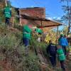 Las autoridades detuvieron algunas construcciones y le pusieron el ojo a otras que no cumplían con los requisitos. FOTO: ALCALDÍA DE MEDELLÍN