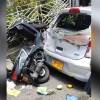 En el accidente resultaron heridos el conductor y el acompañante de la motocicleta. FOTO: @COMUNICADOSMEDELLIN