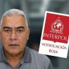 La circular permite que Diego Marín Buitrago, alias Papá Pitufo, sea buscado en 196 países. FOTOS: CANVA (FONDO), COLPRENSA Y X @DIJINPOLICIA