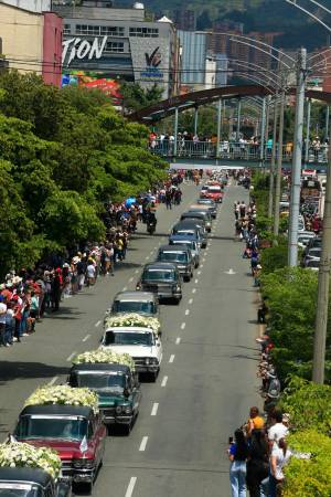 Obviamente los carros funerarios hicieron su respectiva aparición, como ya es costumbre. 