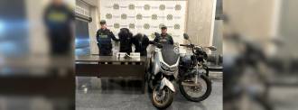 Capturados en Castilla implicados en hurto. FOTO: POLICÍA METROPOLITANA VALLE DE ABURRÁ 