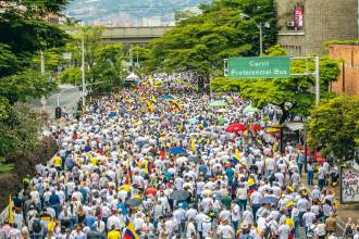 100. Inolvidable concierto: Karol G, tal y como se esperaba, realizó 2 conciertos espectaculares en el Atanasio Girardot. ¡La Bichota la sacó del estadio! / FOTO: CARLOS VELÁSQUEZ. 