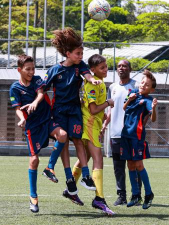 Los menores encontraron en el club un espacio para practicar su deporte y hacer amigos. / FOTO: MANUEL SALDARRIAGA