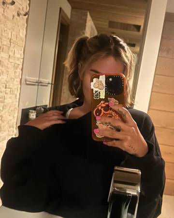 Al parecer, la Bichota quedó feliz con su nuevo corte. FOTO: INSTAGRAM @karolg