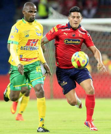 Carlos Díaz (izq.) y Germán Ezequiel Cano (der.). FOTO: MANUEL SALDARRIAGA