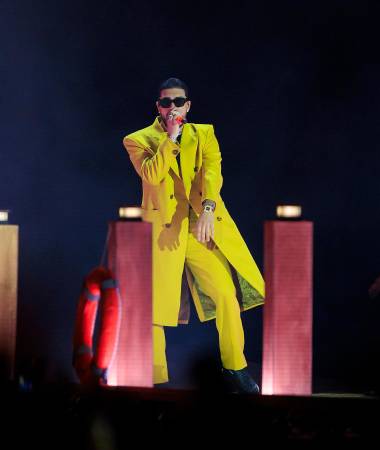 Este fue el primer vestuario del artista en el show. FOTO: CAMILO SUÁREZ