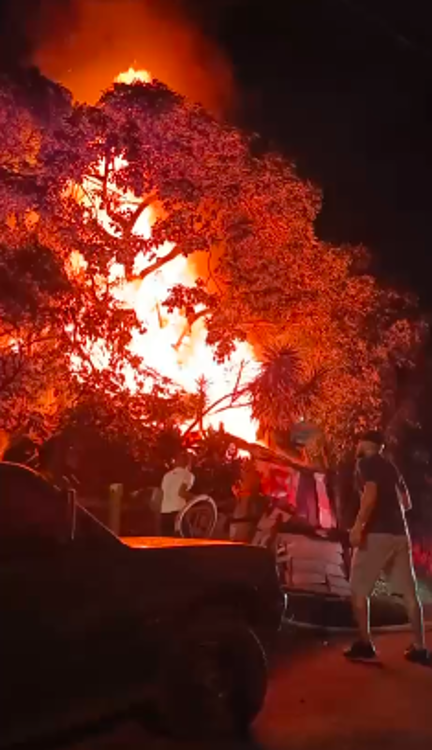 Incendio en Manrique. FOTO: D.R.A