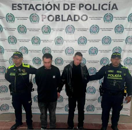 Los capturados por el caso de robo a un extranjero en El Poblado. /FOTO: POLICÍA NACIONAL