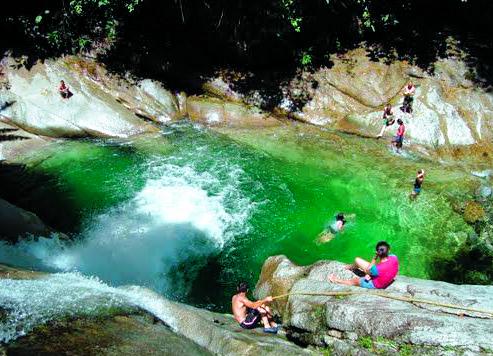 El Charco El Chispero, a 25 minutos del casco urbano de San Carlos, es uno de los más apetecidos por locales y turistas. FOTO: CORTESÍA