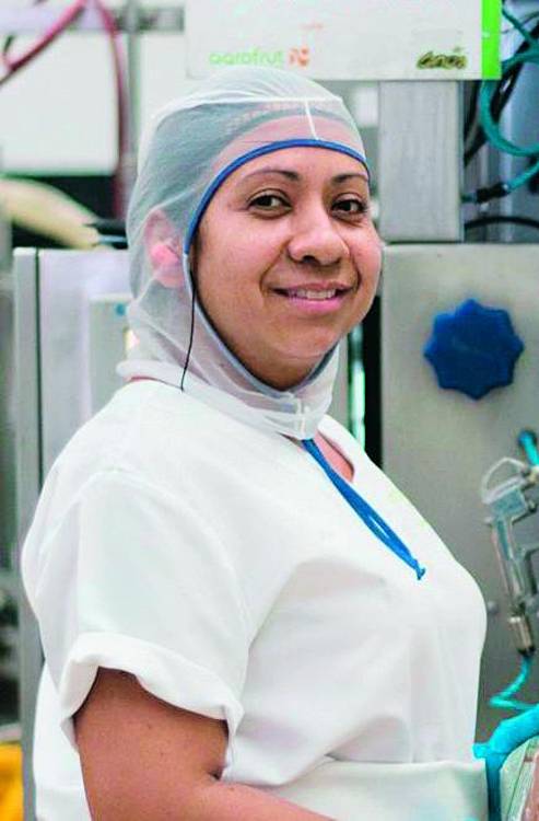 Gloria Hoyos, empleada Agrofrut. FOTO: CORTESÍA