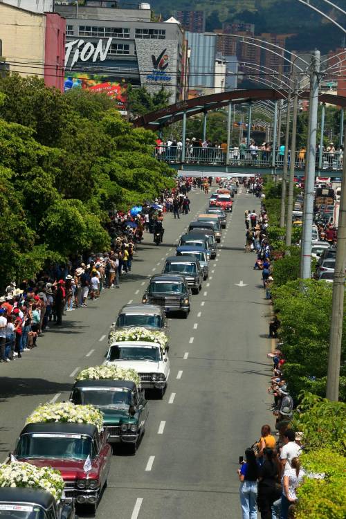 Obviamente los carros funerarios hicieron su respectiva aparición, como ya es costumbre.