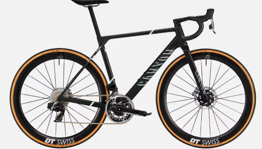El Movistar Team le dio esta bicicleta a Nairo Quintana que vale más de 37 millones de pesos colombianos. /FOTO: TOMADA DEL PORTAL WEB CICLISMO COLOMBIANO 